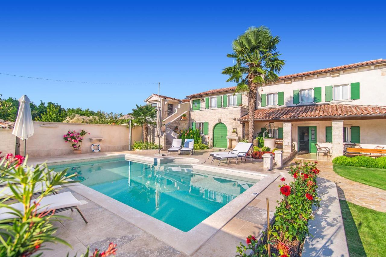 Villa Faggiolo By Villa Plus Rudani ภายนอก รูปภาพ